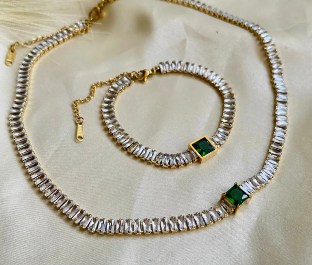 Green Emerald Chokar Necklace